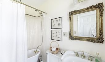 2416 LOWESVILLE Rd, Amherst, VA 24521