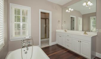 151 Mockingbird Ln, Atmore, AL 36502