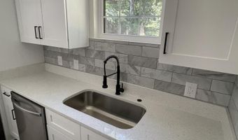 1801 Garden St, Camden, SC 29020