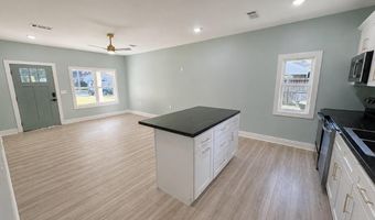 313 S 7th St, Amory, MS 38821