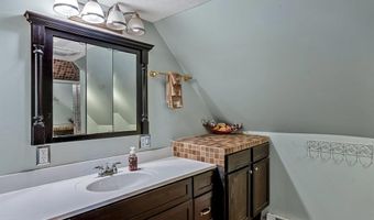 322 16th St, Bedford, IN 47421
