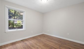 29 Pepper Bush Trl, Narragansett, RI 02874