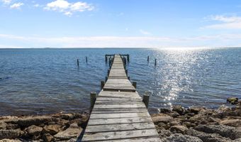 620 Seashore Dr, Atlantic, NC 28511