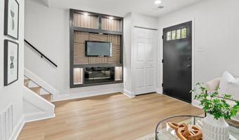 38 HERITAGE Ct, Annapolis, MD 21401
