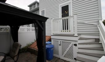 527 8th Ave, Belmar, NJ 07719