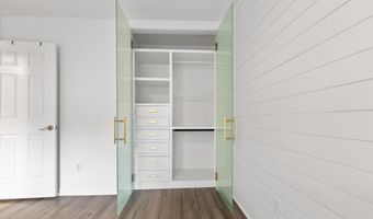 4645 VALAIS Ct 124, Alpharetta, GA 30022