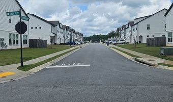 56 Auburn Hill Dr, Auburn, GA 30011