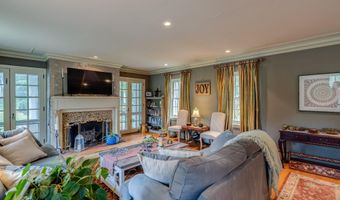 407 N TULPEHOCKEN Rd, Reading, PA 19601