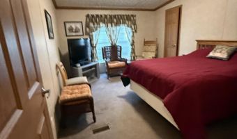 1978 Oloff Smith Rd, Allardt, TN 38504