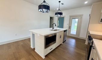 6812 N Detonti, Bauxite, AR 72011