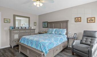 121 Lewis Burnett Dr, Boiling Springs, SC 29316