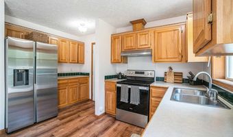 6590 6596 Admirals Pt, Alanson, MI 49706