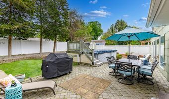 60 Fordham Dr, Aberdeen, NJ 07747