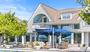 35 Cape Fear Trl, Bald Head Island, NC 28461