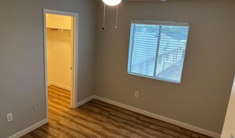 528 E Navajo Ave Apt 3, Apache Junction, AZ 85119
