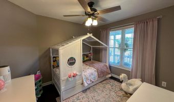 16 Hoosier Heights Dr, Batesville, IN 47006