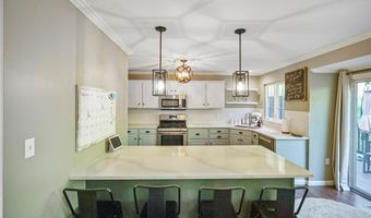 675 Village Green Blvd E, Adams Twp., PA 16046