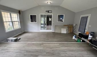 15 Mango St, Andrews, SC 29510