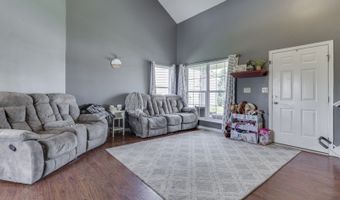 7518 Boundary Bay Ct, Indianapolis, IN 46217