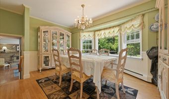 40 Bayview Ave, Amityville, NY 11701