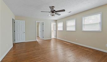 1905 HIGHWAY 22, Alexander City, AL 35010