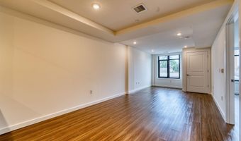 957 BROADWAY 202, Bayonne, NJ 07002