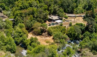1250 Zenia Bluff Rd, Alderpoint, CA 95511