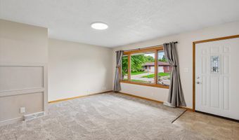 621 SE 4th St, Ankeny, IA 50021