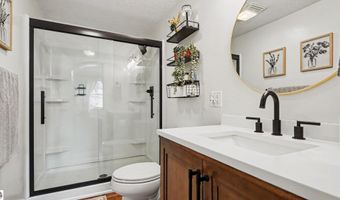 110 Crane St, Alma, MI 48801