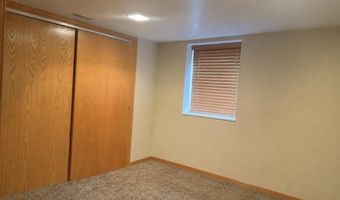 331 S 4th St, Akron, IA 51001