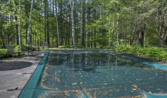 23 Meetinghouse Rd, Brattleboro, VT 05301