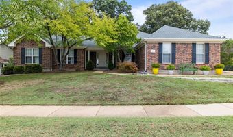 915 Timber Glen Ln, Ballwin, MO 63021