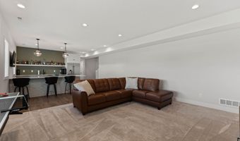 50311 Prairie Point Ct, Ames, IA 50014