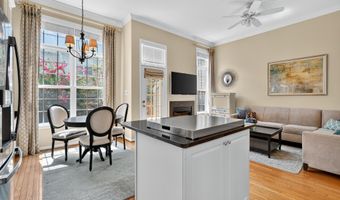 2411 GORGAS Pl, Alexandria, VA 22311