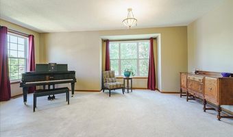 15826 Frisian Ln, Apple Valley, MN 55124