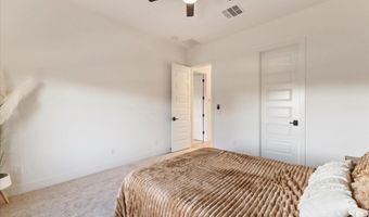 2080 E AQUARIUS Pl, Chandler, AZ 85249