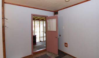 213 Patterson Creek Dr, Alderson, WV 24910