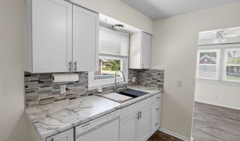 713 2nd St SE, Altoona, IA 50009
