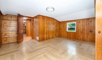 101 Hoover Ave, Bristol, CT 06010