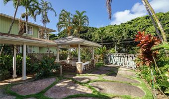 59-502 Kamehameha Hwy B, Haleiwa, HI 96712