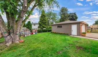 1832 W Woodland Ave, Addison, IL 60101