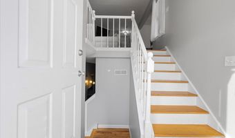 109 Peddlars Dr 109, Branford, CT 06405