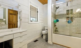 3085 Peerless Rd, Bedford, IN 47421