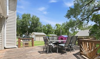 331 W 8th St, Alma, KS 66401