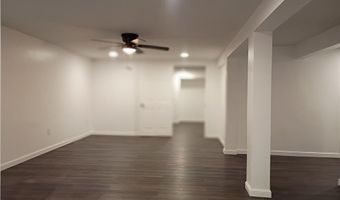 6 Old Pound Hill Rd, North Smithfield, RI 02896