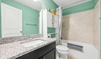 2733 S Spurway Dr, Ann Arbor, MI 48105