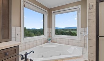 1020 Thomas Rd, Benton, TN 37307