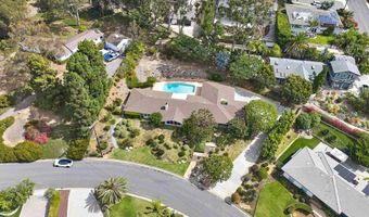 3190 Falcon Dr, Carlsbad, CA 92008