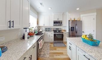 1107 E Old Glory Way, Big Water, UT 84741