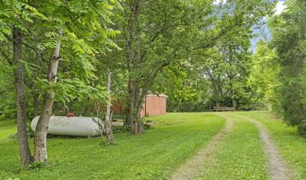 594 E Harrod Rd, Austin, IN 47102